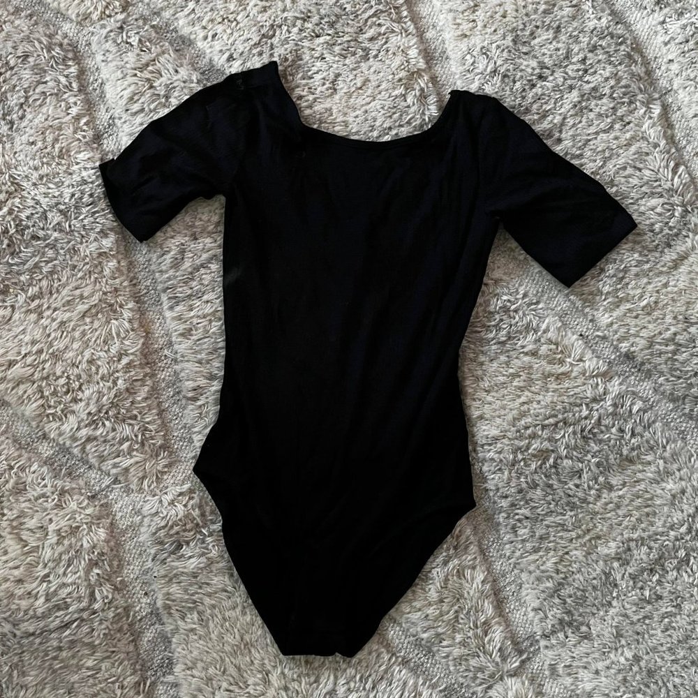 H&M black ribbed bodysuit XXS NWT
